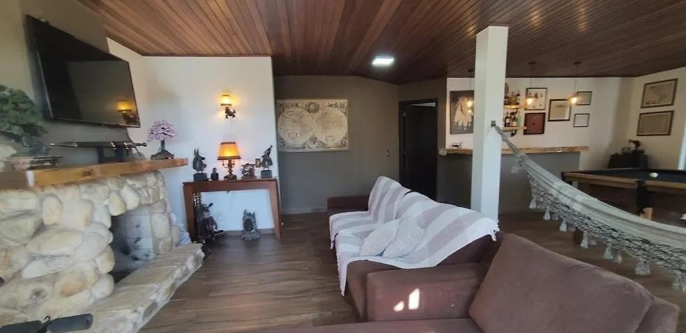 Guest house Morada Dos Platanos - Suites Campos do Jordao
