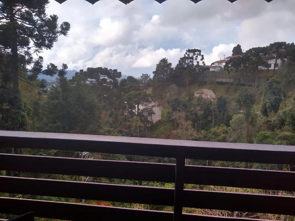 Guest house Morada Dos Platanos - Suites Campos do Jordao